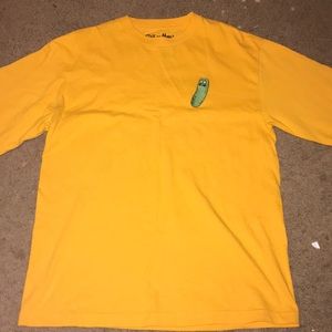 Pickle Rick yellow t-shirt